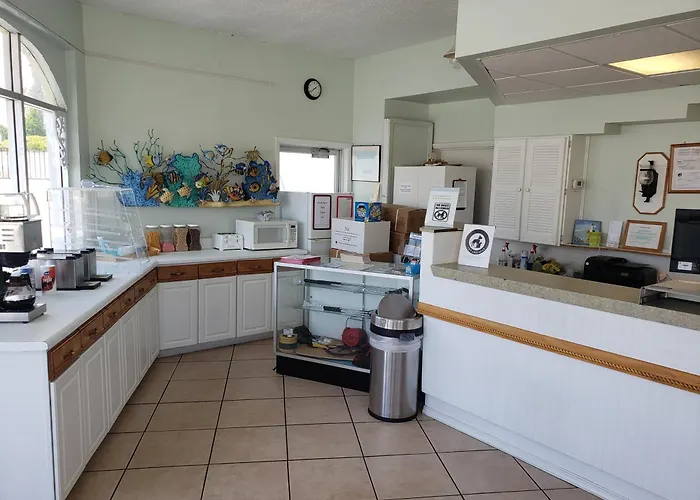 Seascape Inn - Daytona Beach Shores